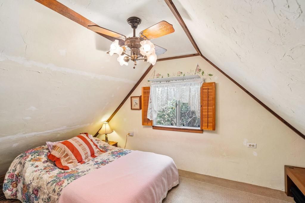 Image 18 of property listing at 24765 Schaffer Drive, Idyllwild, CA 92549