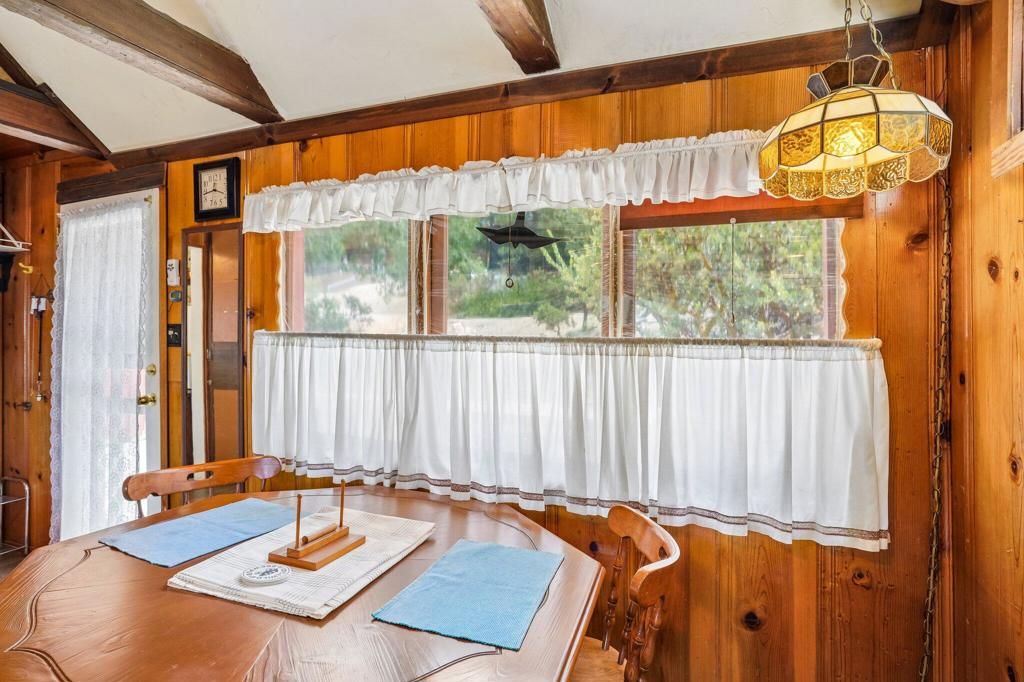 Image 9 of property listing at 24765 Schaffer Drive, Idyllwild, CA 92549