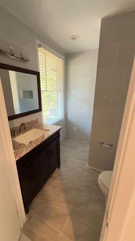 3400 Spalding Dr, Atlanta, GA 30350