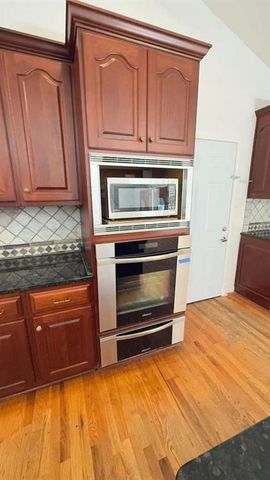 3400 Spalding Dr, Atlanta, GA 30350