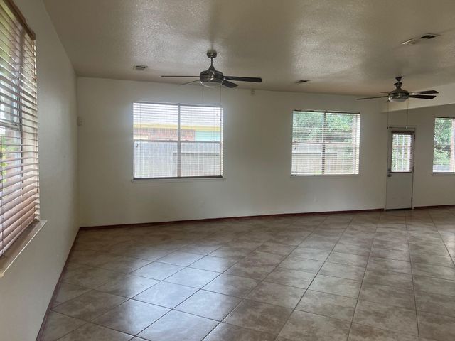 20218 Bronze Bluff Drive, Katy, TX 77449