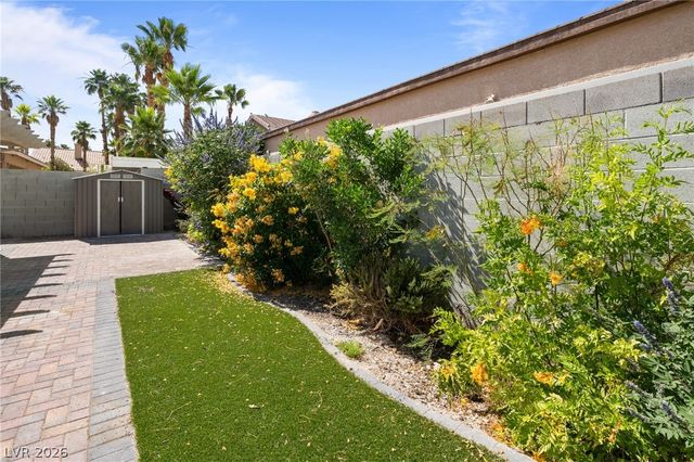 1722 Council Bluff Lane, North Las Vegas, NV 89031