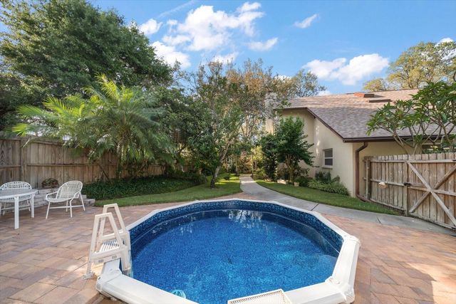 1799 DIXIE HIGHWAY, Tarpon Springs, FL 34689