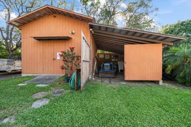 1799 DIXIE HIGHWAY, Tarpon Springs, FL 34689