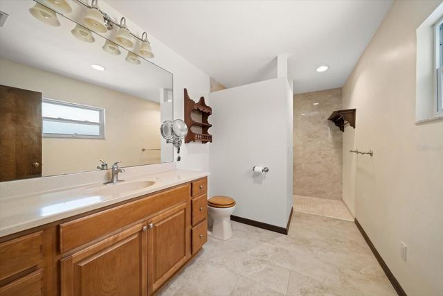 1799 DIXIE HIGHWAY, Tarpon Springs, FL 34689