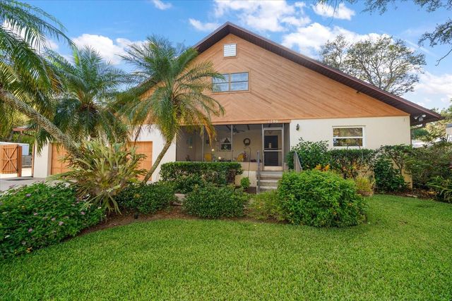 1799 DIXIE HIGHWAY, Tarpon Springs, FL 34689