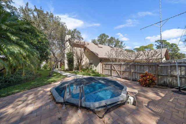 1799 DIXIE HIGHWAY, Tarpon Springs, FL 34689