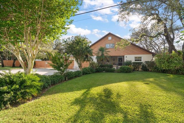 1799 DIXIE HIGHWAY, Tarpon Springs, FL 34689