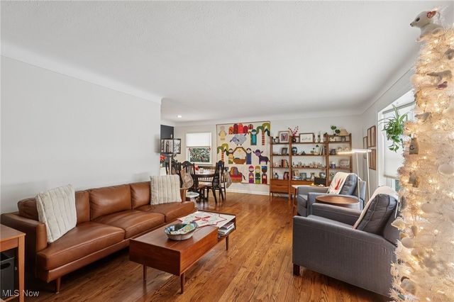 895 Cranbrook Drive, Highland Heights, OH 44143