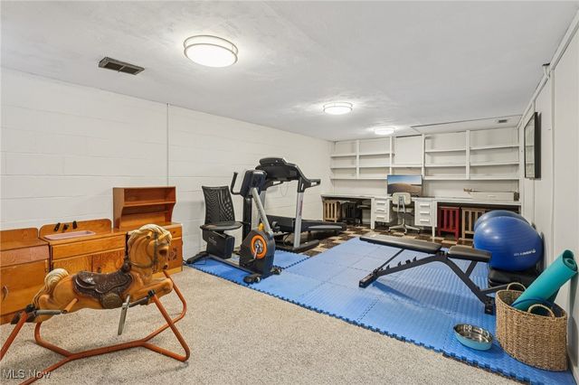 895 Cranbrook Drive, Highland Heights, OH 44143