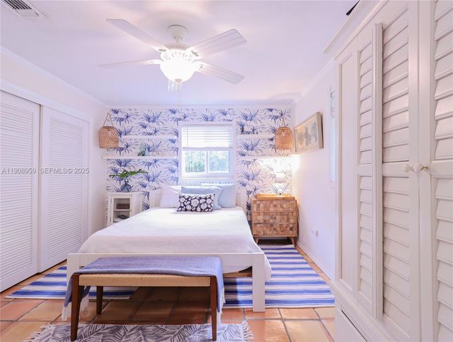 160 Ridge St, Tavernier, FL 33070