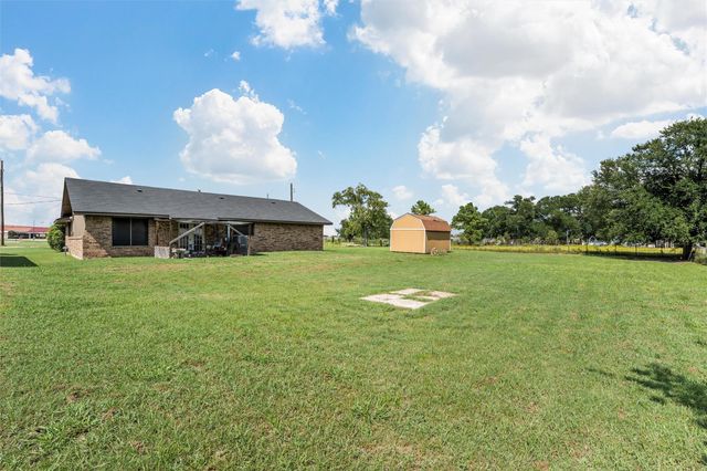 1208 Clark ST, Marlin, TX 76661