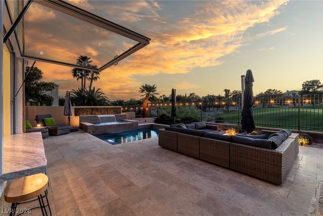 1725 Corta Bella Drive, Las Vegas, NV 89134