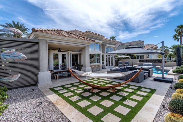 1725 Corta Bella Drive, Las Vegas, NV 89134