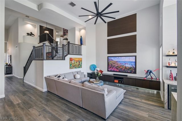 1725 Corta Bella Drive, Las Vegas, NV 89134