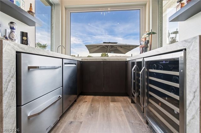 1725 Corta Bella Drive, Las Vegas, NV 89134