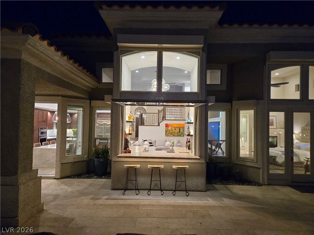 1725 Corta Bella Drive, Las Vegas, NV 89134