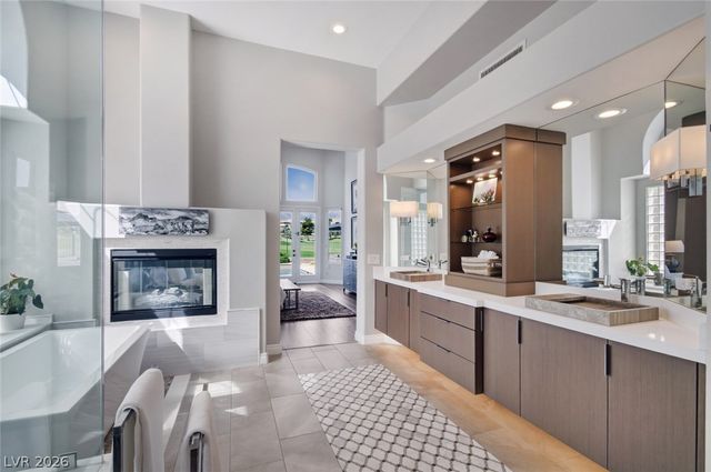 1725 Corta Bella Drive, Las Vegas, NV 89134