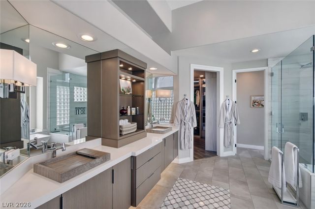 1725 Corta Bella Drive, Las Vegas, NV 89134