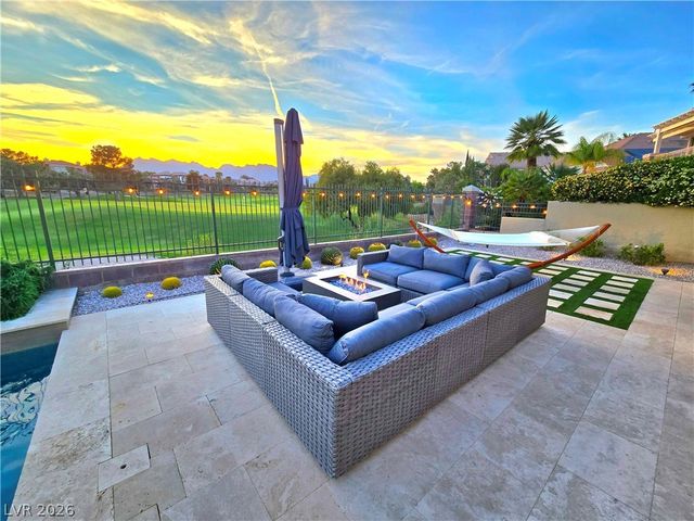 1725 Corta Bella Drive, Las Vegas, NV 89134