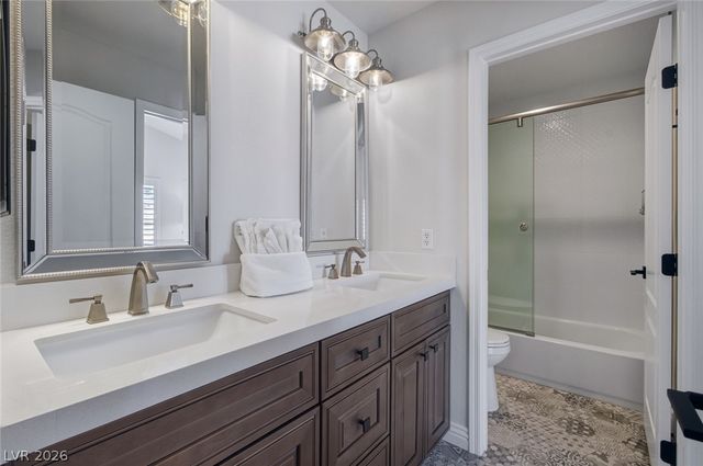 1725 Corta Bella Drive, Las Vegas, NV 89134