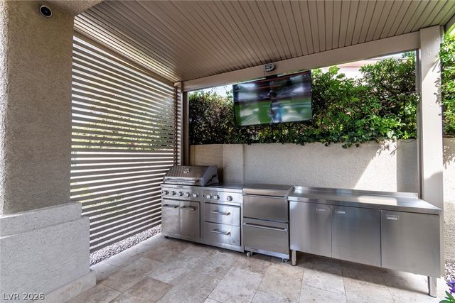 1725 Corta Bella Drive, Las Vegas, NV 89134