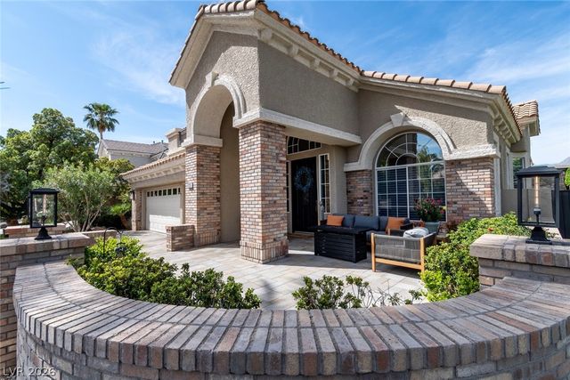 1725 Corta Bella Drive, Las Vegas, NV 89134