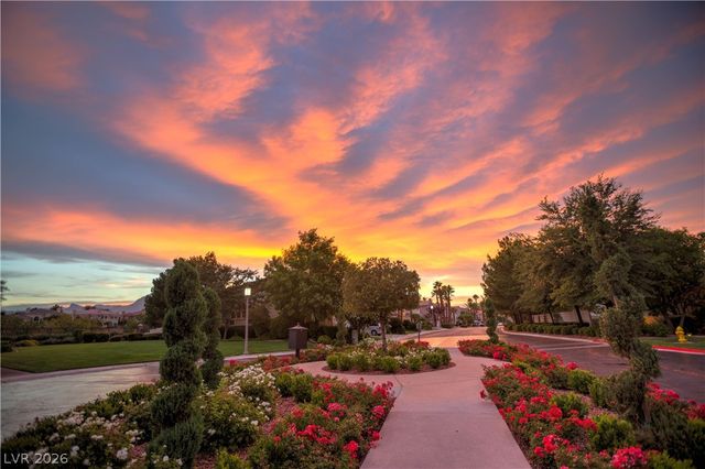 1725 Corta Bella Drive, Las Vegas, NV 89134