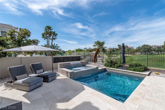 1725 Corta Bella Drive, Las Vegas, NV 89134