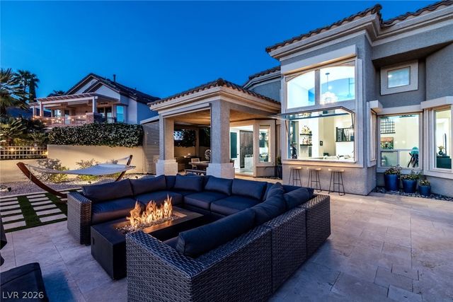 1725 Corta Bella Drive, Las Vegas, NV 89134