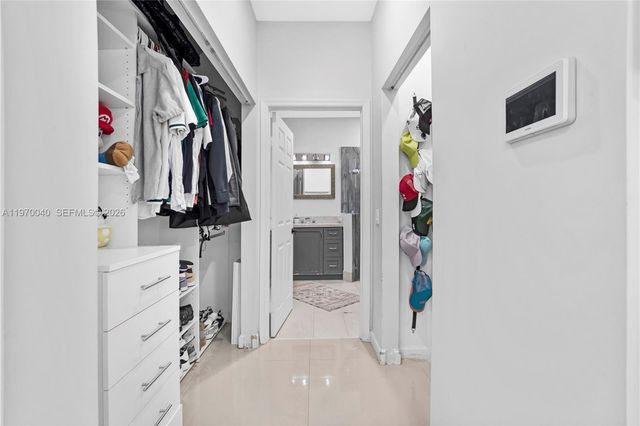 2132 NE 38th Rd, Homestead, FL 33033