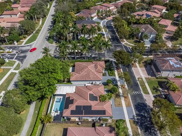 2132 NE 38th Rd, Homestead, FL 33033