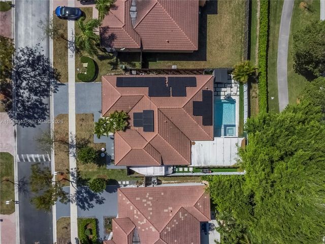 2132 NE 38th Rd, Homestead, FL 33033