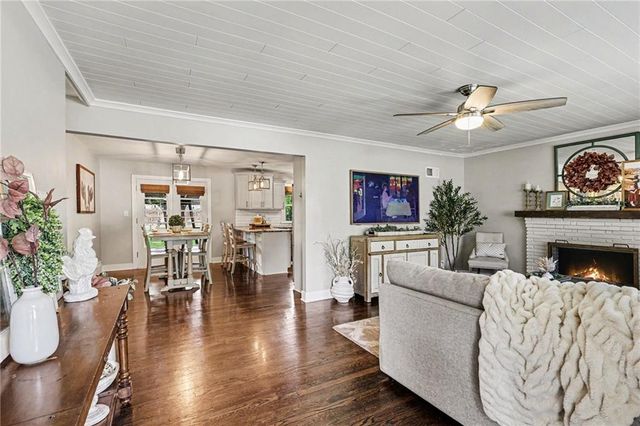 7401 W 65 Street, Mission, KS 66202