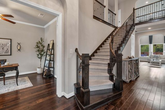 107 Del Monte Pines Drive, Montgomery, TX 77316