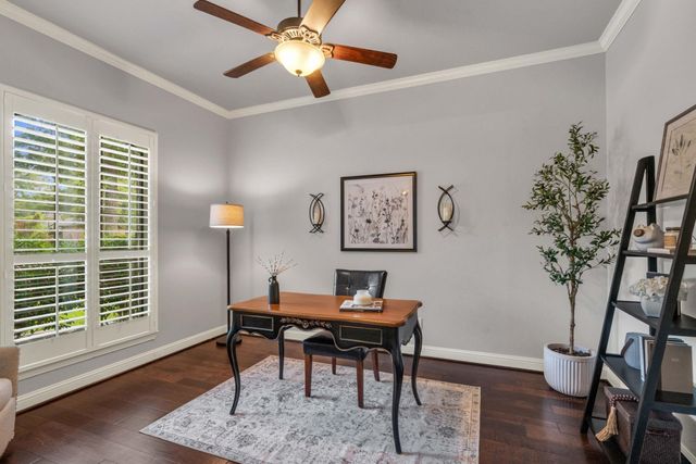 107 Del Monte Pines Drive, Montgomery, TX 77316