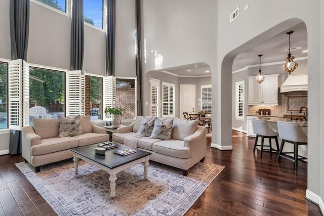 107 Del Monte Pines Drive, Montgomery, TX 77316