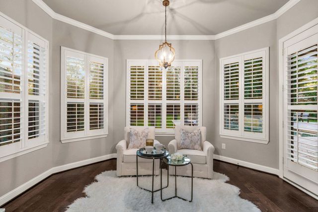 107 Del Monte Pines Drive, Montgomery, TX 77316