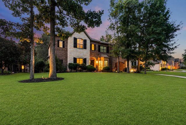 107 Del Monte Pines Drive, Montgomery, TX 77316