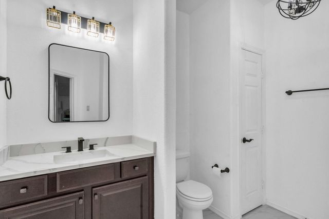 107 Del Monte Pines Drive, Montgomery, TX 77316