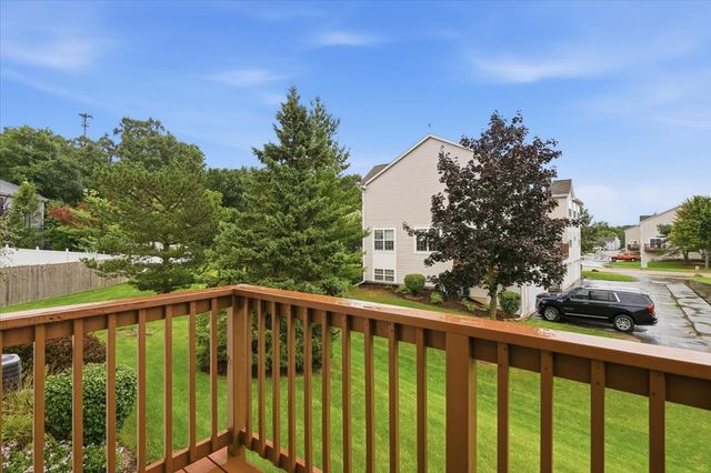 34391 N Barberry Court, Round Lake, IL 60073