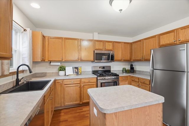 34391 N Barberry Court, Round Lake, IL 60073