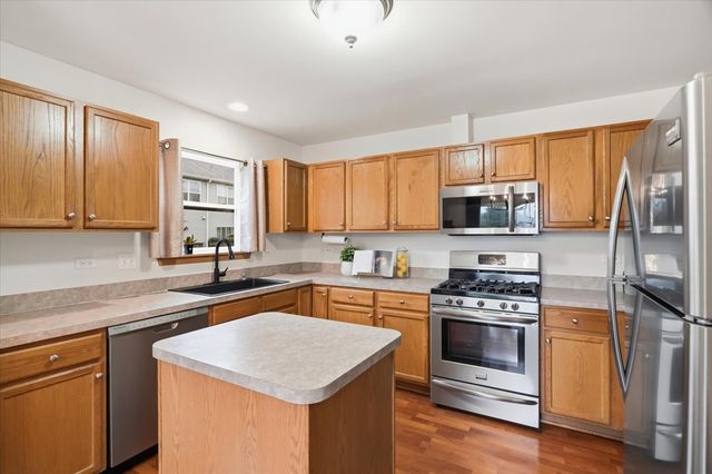 34391 N Barberry Court, Round Lake, IL 60073