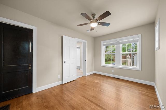 7420 Richmond Place, Maplewood, MO 63143
