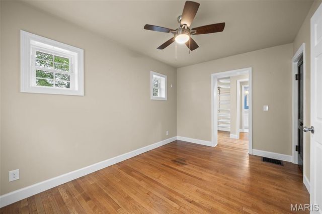 7420 Richmond Place, Maplewood, MO 63143