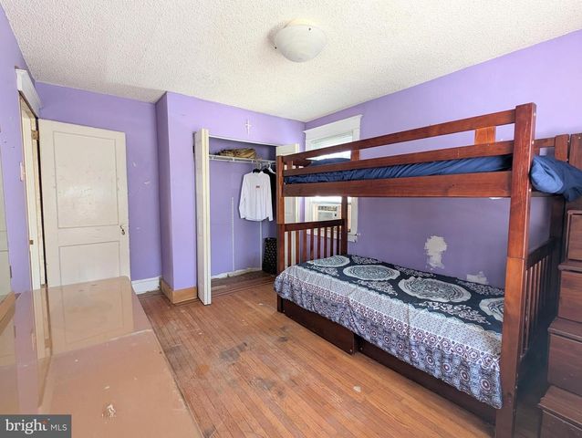 905 EDMONDS AVE, Drexel Hill, PA 19026