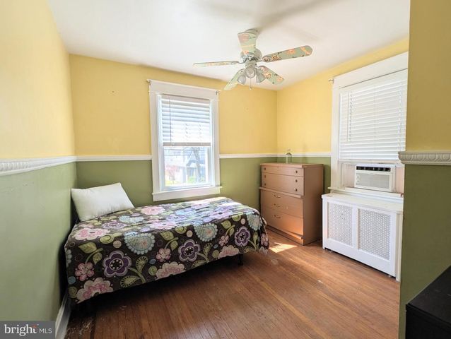 905 EDMONDS AVE, Drexel Hill, PA 19026