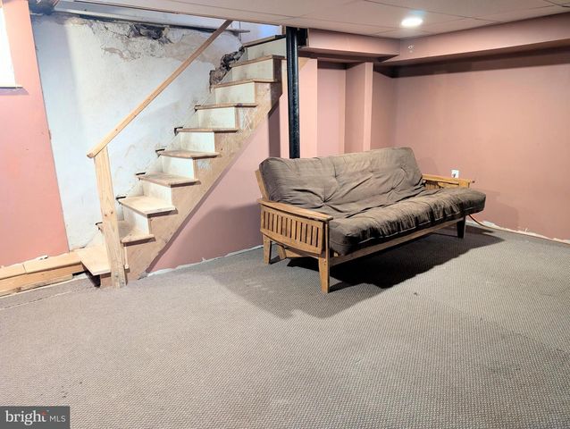 905 EDMONDS AVE, Drexel Hill, PA 19026
