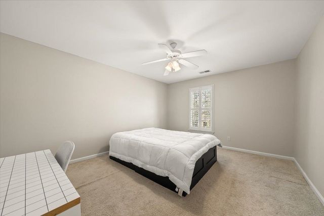 11979 HENNING OAKS LN, Arlington, TN 38002