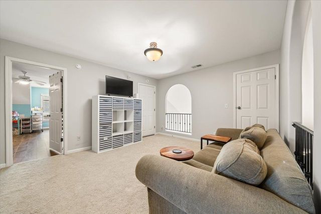 11979 HENNING OAKS LN, Arlington, TN 38002